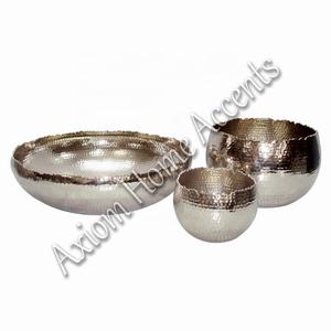 Frutero de aluminio blanco y dorado moderno hecho a mano, muestra gratis de aluminio, cuenco de alta calidad por Axiom Home Accents - Product Image 5