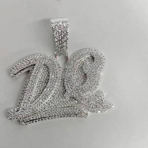 จี้เพชรแบบ Iced Out สั่งทำได้ตามต้องการ พร้อมตัวอักษรชื่อ  ทำจากเงินแท้ 925 ประดับเพชร VVS Moissanite สไตล์ฮิปฮอป จี้ตัวอักษร Iced Out - Product Image 2