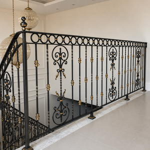 Balustrades de balcon en fer forgé sur mesure, garde-corps métalliques décoratifs aux designs élégants pour villas, maisons de luxe et espaces extérieurs. - Product Image 1