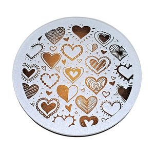 Aimants de réfrigérateur en acrylique personnalisés avec plusieurs cœurs – Autocollants magnétiques ronds pour mariage, décoration et cadeaux - Product Image 1