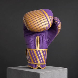 Gants de boxe en cuir personnalisés avec sangle de poignet réglable, légers, respirants, unisexes, professionnels pour le sparring, le sac de frappe et le Muay Thai - Product Image 4