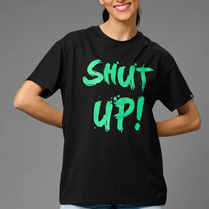 Camiseta de mujer OEM hecha a medida, camiseta corta holgada para mujer, camiseta clásica con logo para mujer, hecha en Pakistán - Product Image 1