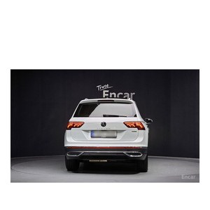 Pour Volkswagen Tiguan 2.0 TDI 4Motion Prestige Octobre 2021 Diesel Sièges en Cuir Volant à Gauche Caméra Arrière - 28 032 km - Product Image 4