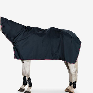 Couverture d'extérieur pour cheval en tissu Oxford, doublée polaire, avec rabat de queue moyen et 2 sangles de fixation, toutes saisons - Product Image 4