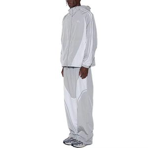 Survêtement unisexe en nylon respirant et léger, avec capuche, couleur contrastante, logo réfléchissant, effet délavé, idéal pour l'été – Vente en gros et personnalisation - Product Image 4
