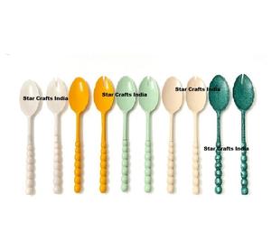 Ensemble de cuillères et fourchettes à salade en bois multicolores de style américain, écologiques et faits à la main, 11 pouces, résistants au lave-vaisselle - Product Image 1