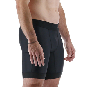 Shorts de compression sans couture en satin non tissé écologiques pour hommes, idéaux pour la gym, le fitness et la course à pied - Taille élastique de haute qualité, OEM - Product Image 3