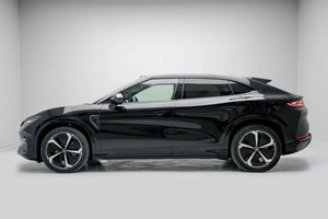 BYD Song L ID เลเซอร์เรดาร์ EXL สีดำ ภายในสีแทน - Product Image 1