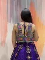 Chaniya Choli de style veste longue en soie russe, modèle célébrité, avec dupatta brodée, pour mariage Navratri, 58 kum kum vintage choli
