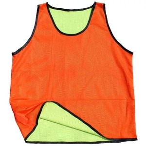 Maillots d'entraînement de football de haute qualité personnalisés pour adultes et enfants – Équipement sportif pour l'exercice et la course à pied - Product Image 1