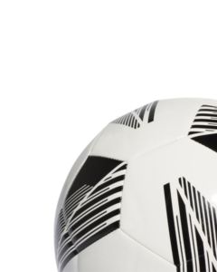 ลูกฟุตบอลคุณภาพสูง PU สำหรับการแข่งขันและการฝึกซ้อมกลางแจ้ง ผลิตในประเทศปากีสถาน - Product Image 3