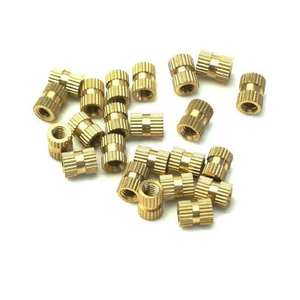 Inserts filetés moletés en laiton pour pièces en plastique moulées par injection et applications d'impression 3D - Product Image 4