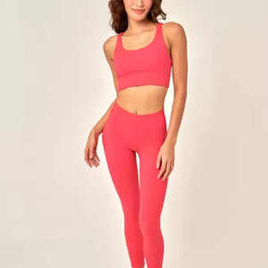 Meilleur Prix Faible MOQ Ensemble de Yoga en Matière Solide Personnalisé Nouvelle Arrivée Ensemble 2 Pièces Taille Haute Côtelé Respirant pour Femme - Product Image 4