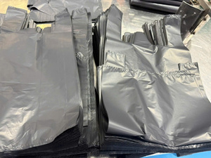Bolsa de Basura Reciclable de HDPE/LDPE con Fuelle Lateral, Asa Tipo Chaleco e Impresión en Huecograbado Modelo AAB-M de AAB Harvest - Product Image 2