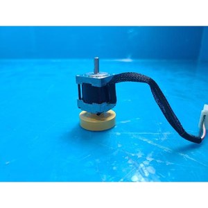 Motor paso a paso de 5 fases ORIENTAL MOTOR PK523B+D4CL-5.0F usado como pieza de repuesto para equipos de semiconductores Legacy - Product Image 1
