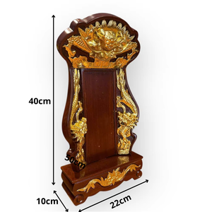 Una tableta ancestral intrincadamente tallada y dorada se utiliza para adorar a los antepasados durante muchas generaciones. - Product Image 6