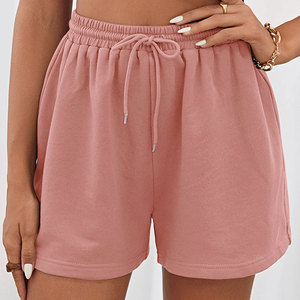 Shorts Rae de Calidad con Costuras Finas y Textura Suave, Perfectos para Uso Diario y Momentos Casuales - Product Image 1