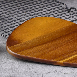 Tabla de Cortar de Madera de Acacia Ecológica con Forma Irregular de Piedra, Moderna, para Pan, Pizza y Aperitivos - Product Image 3