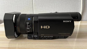 Videocámara Sony HDR-CX900E Prosumer 1080P HD, 90% Nueva - Product Image 4