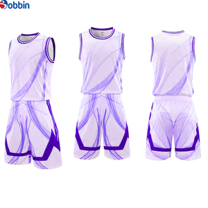 Uniforme de Baloncesto Personalizado de Alta Calidad, Transpirable, en Varios Colores, con Camiseta y Pantalones Cortos Sublimados - Product Image 4