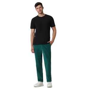 Pantalon cargo durable à coupe décontractée pour homme-Design fonctionnel avec plusieurs poches, adapté à la randonnée et aux aventures en plein air - Product Image 1