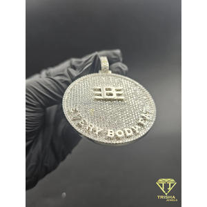 Colgante Redondo con Diamantes Iced Out EBE con Texto Personalizado, Colgante con Logotipo Personalizado, Colgante con Diamantes Completos, Joyería Hip Hop de Lujo - Product Image 6