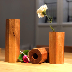 แจกันไม้แท้สไตล์คลาสสิกหรูหราจากคอลลินส์ ของตกแต่งบ้านน้ำหนักเบา ของขวัญวันแม่ ขายส่งโดย MULTI CRAFT - Product Image 4