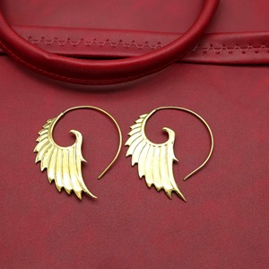 Artesanía en Metal, Pendientes de Latón con Logotipo Personalizado, Pendientes de Latón Personalizados, Pendientes de Latón con Acabado Liso, Artesanía en Metal Directo de Fábrica - Product Image 3