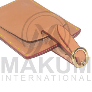 Étiquette de bagage en cuir personnalisée avec nom sur mesure pour valise, mariage, fête - Product Image 4