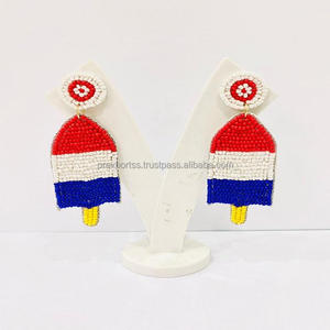 Boucles d'oreilles pendantes en perles de rocaille bohèmes à motif de drapeau américain, sans nickel, cadeau patriotique, fabrication artisanale indienne, unisexe, commémorative - Product Image 3