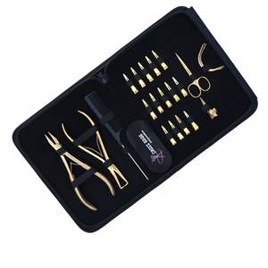 Kit professionnel d'outils pour extensions de cheveux à micro-anneaux avec pince à sertir les anneaux, outil de retrait des anneaux et peigne à queue de salon, ciseaux à doigts - Product Image 1