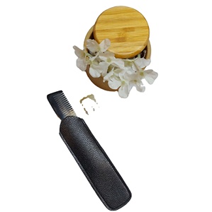 Peigne en corne de tampon 100% naturel, accessoire de soins de santé, personnalisé, vente en gros, fournisseur en or du vietnam - Product Image 1