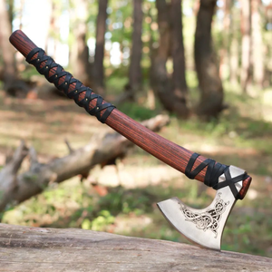 Hache de combat viking de haute qualité en acier à haute teneur en carbone, manche long en bois texturé, revêtement en cuir croisé, hache fonctionnelle DIY - Product Image 4