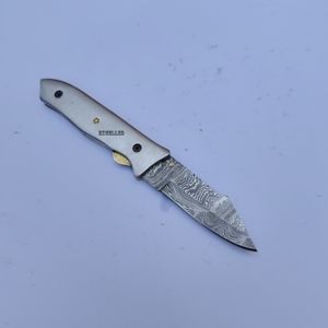 Cuchillo Plegable de Acero de Damasco Hecho a Mano de Alta Calidad con Mango de Acero, Cuchillo de Bolsillo Utilitario para Supervivencia al Aire Libre - Product Image 4