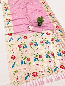 Sari de Seda Indio-Pakistaní con Tejido Zari Puro, Seda Lisa Banarasi Suave con Diseño Paithani - Product Image 3
