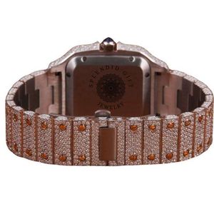 Montre de luxe pour homme avec diamants, bracelet en moissanite/argent, mouvement à quartz ETA analogique, boîtier de 28 mm, fermoir déployant, verre saphir, jour/date - Product Image 2