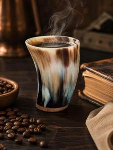 Verre à shot artisanal en corne de buffle – Tasse à boire rustique en corne naturelle – Article de bar artisanal pour servir les boissons - Product Image 3