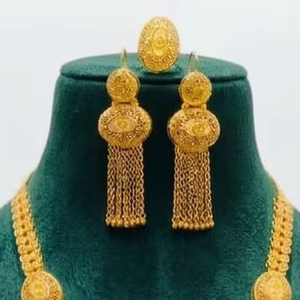 Ensemble de 4 colliers ras-de-cou de luxe faits à la main en cuivre et laiton plaqué or de haute qualité pour femme, idéal pour fiançailles, anniversaire, fête, mariage - Product Image 3