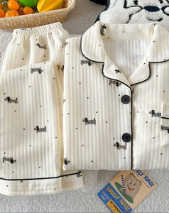 Conjunto de Pijama para Mujer 2025, Otoño/Invierno, Ecológico, Antibacterial, Acolchado, Grueso, Cálido, con Cárdigan de Manga Larga - Product Image 3