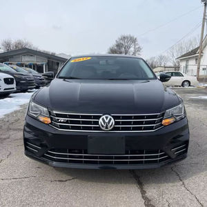 Volkswagen Passat R-Line <span class=keywords><strong>2017</strong></span> Seminuevo, Sedán de 4 Puertas (1.8L 4 Cilindros Turbo 6A) - Product Image 1