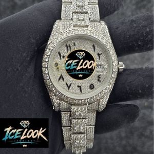 นาฬิกาข้อมือผู้หญิง ICE LOOK หรูหรา ตัวเรือนสแตนเลสสตีล ขนาด 38 มม. หน้าปัดทรงกลม ระบบควอตซ์ ประดับเพชร พร้อมหน้าปัดแซฟไฟร์ - Product Image 2