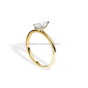 Anillo de Compromiso de Moissanita Ecológico y Delicado para Mujer con Estilo Elegante y Detalles Refinados Disponible al Mejor Precio - Product Image 5
