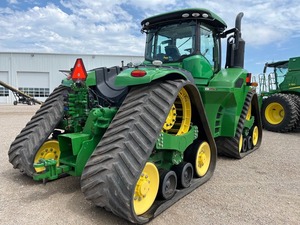 MAVERICK CORPORATE LOGISTICS LLC Tractor Agrícola de Servicio Pesado con Tracción en las 4 Ruedas, Transmisión por Engranajes, 210 HP y Componentes Premium - Product Image 4