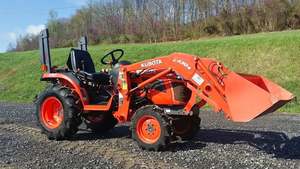 Tracteur tondeuse Kubota B2320 d'occasion, en bon état, à vendre à prix réduits - Product Image 5