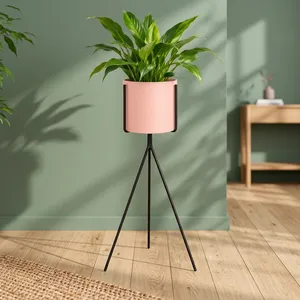 Macetero Metálico Rosa Moderno con Soporte de Trípode de Hierro Negro, Maceta Decorativa Alta para Plantas de Interior, Hogar, Oficina, Sala de Estar - Product Image 4