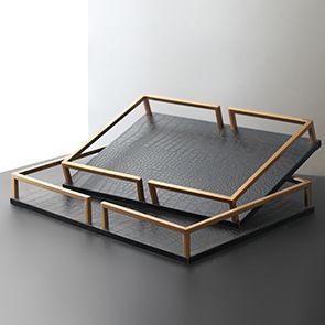 Plateau de service à dessert de luxe moderne en fer noir de forme irrégulière, fabriqué à la main par Kraft World, avec poignées en laiton poli, décoration de fête - Product Image 2