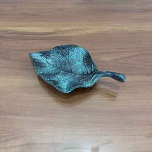 Modern Leaf-Shaped Aluminium <b>Storage</b> Tray Powder Coated Finish Small <b>Tabletop</b> Decor - Product Image 3