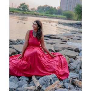 Magnifique robe en coton rose respirante et confortable taille XS avec taille élastique pour les occasions décontractées - Product Image 2