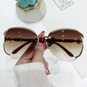 New fox Head Fashion Sun Glasses Rimless Metal Female UV400 <b>Large</b> <b>Frame</b> Luxury Women Sunglasses Man Glasses - Product Image 4