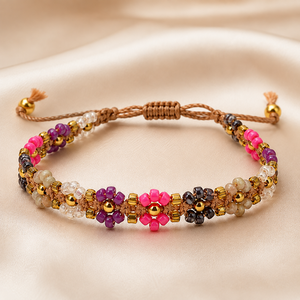 Pulsera de Macramé Ajustable con Cuentas Miyuki Delica Multicolores Hechas a Mano, Modelo BS26 de Sstringz, Estilo Boho para Mujer - Product Image 5